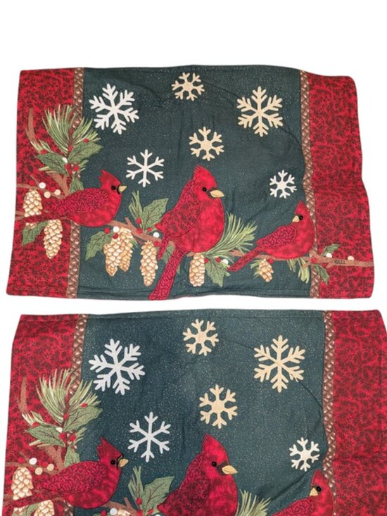 NEW Trim A Tree Set of 4 Snowflake Christmas Cardinals Birds Pinecone Placemats - Picture 2 of 3